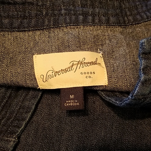 NWOT Universal Thread denim top - Picture 3 of 7